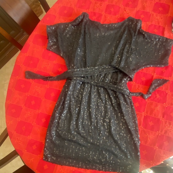 New York & company black sequins dress - Picture 4 of 6